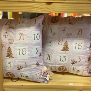 Adventskalender-Kissen